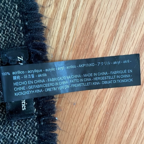 Zara large scarf - Picture 10 of 11